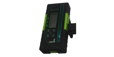 Digitálny externý prijímač (pípak) pre laser so zeleným lúčom.